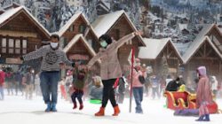 Sensasi Salju dan Musim Dingin Ala Eropa di Trans Snow World