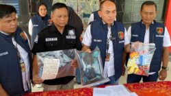 Barang bukti kasus pembuangan bayi di Cepu Kabupaten Blora yang diamankan Polisi (dok foto by Bloranews.com).