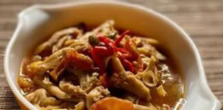 Nampol Pedasnya Tumis Jamur Tiram Kuah Pedas Inspirasi Menu Sahur yang Bikin Melek